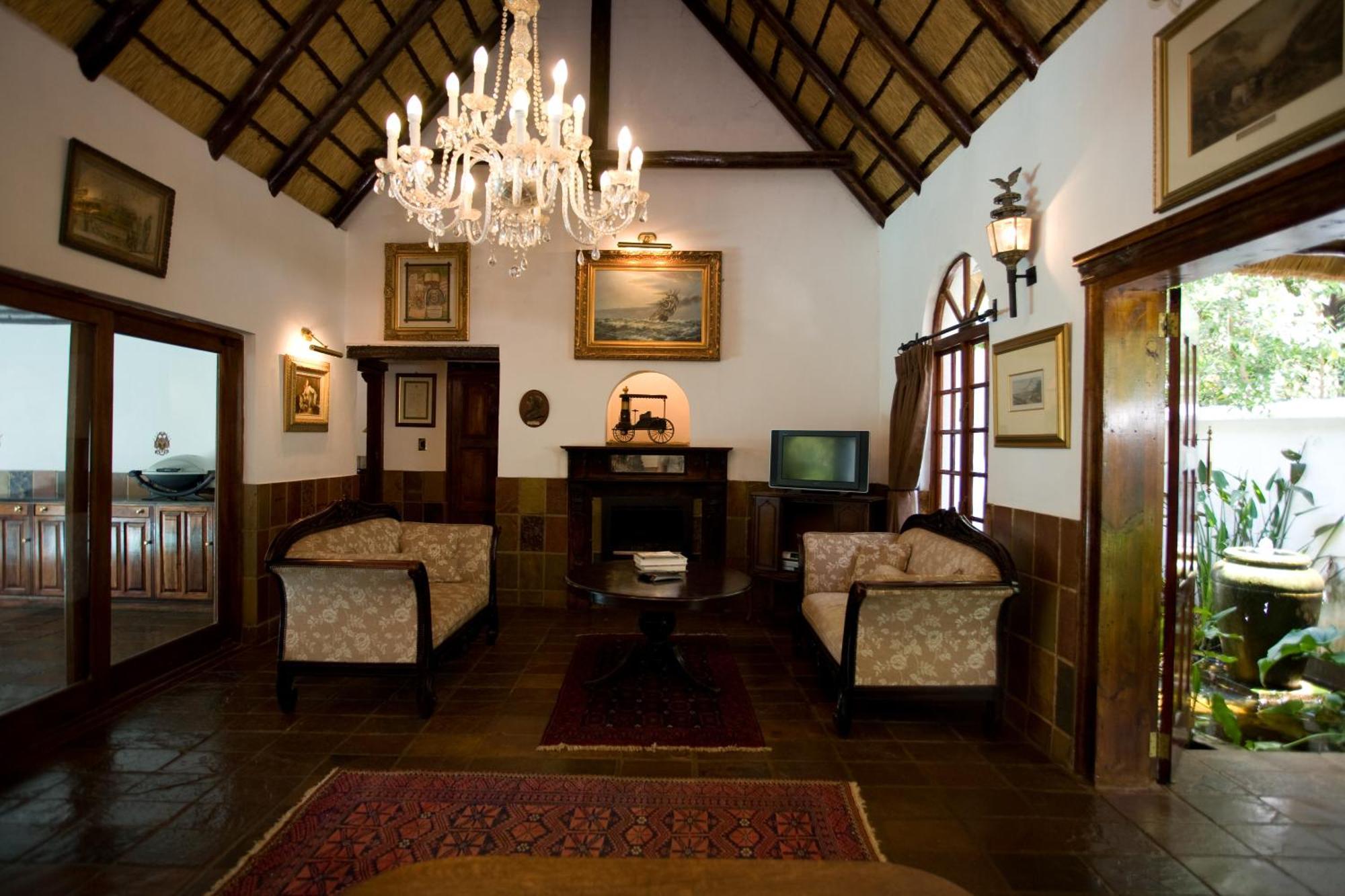 Kedar Heritage Lodge, Conference Centre & Spa Phokeng Екстериор снимка