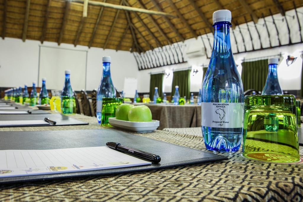 Kedar Heritage Lodge, Conference Centre & Spa Phokeng Екстериор снимка