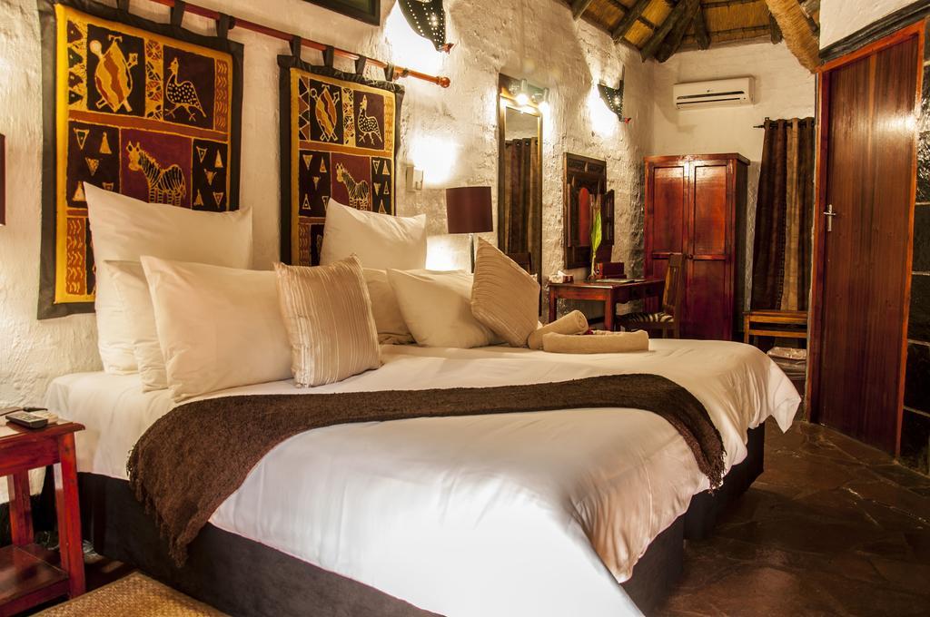 Kedar Heritage Lodge, Conference Centre & Spa Phokeng Екстериор снимка